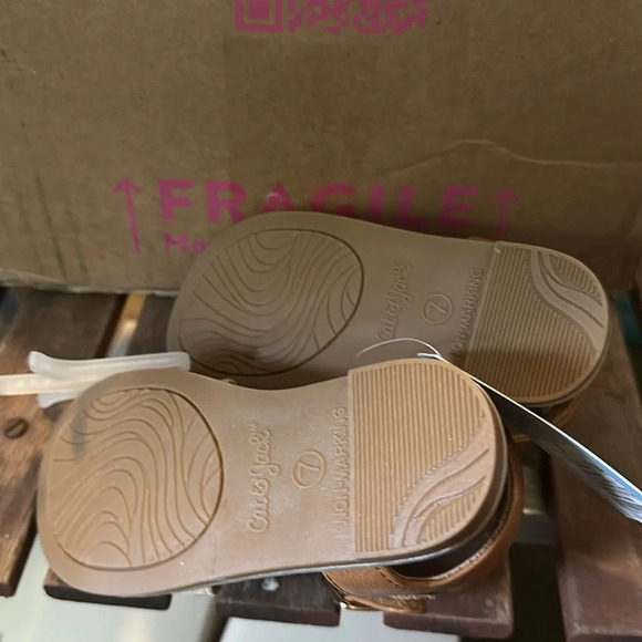 Cat and Jack size 7 toddler/baby sandals. New with tags - Picture 5 of 7